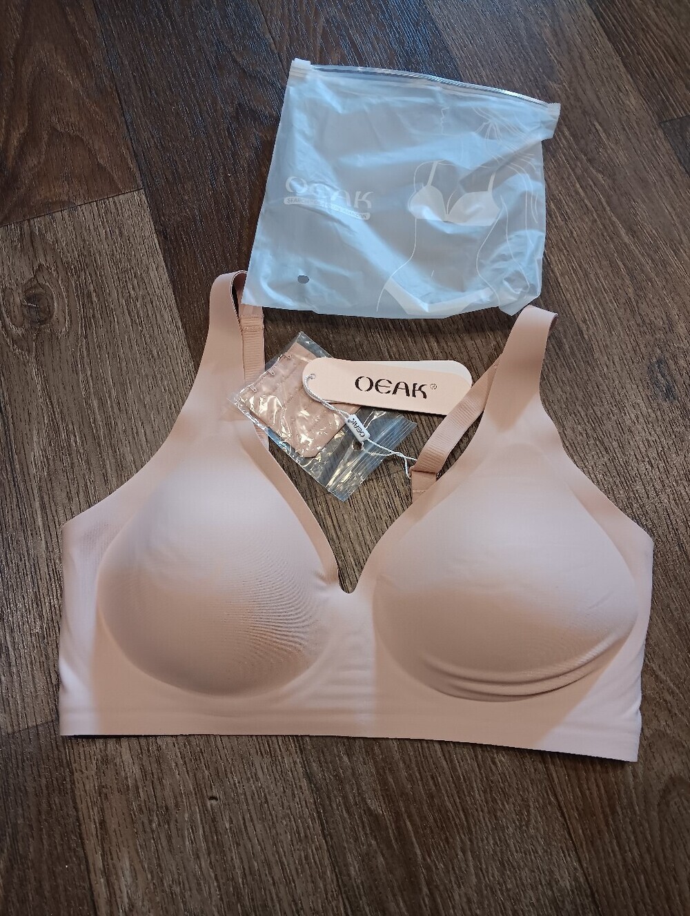 OEAK Smooth Wireless Padded Bra in Blush Pink Sz S New